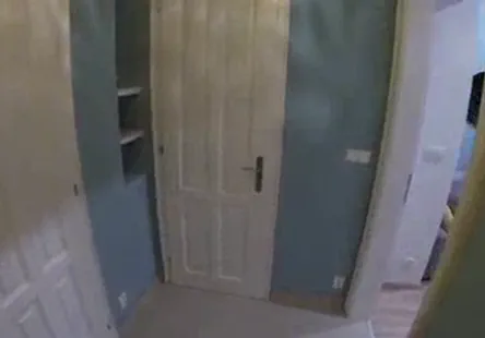 Elle adore sucer les bites