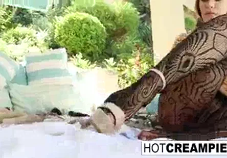 Gina valentina baisée par son beau-fils.