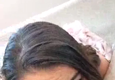 Mon mari me filme en train de chevaucher sa bite.