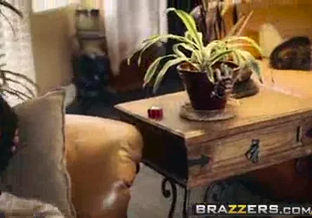 Femme et ses amies. je devais jouir.