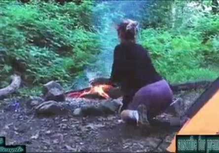 Je suis en train dessayer de me faire un peu dargent.