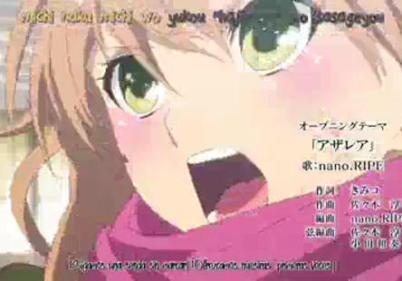 Une femme brune trompe son mari sous le regard de son ami.