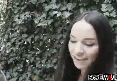 Les cougars nina west et nina kayy font lamour entre lesbiennes.